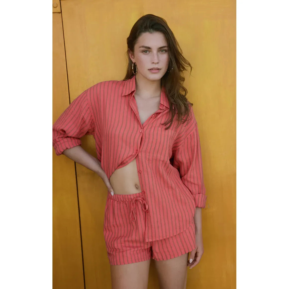 Z Supply Perfect Striped Button Up Top in coral linen with vertical stripes, worn by a model.