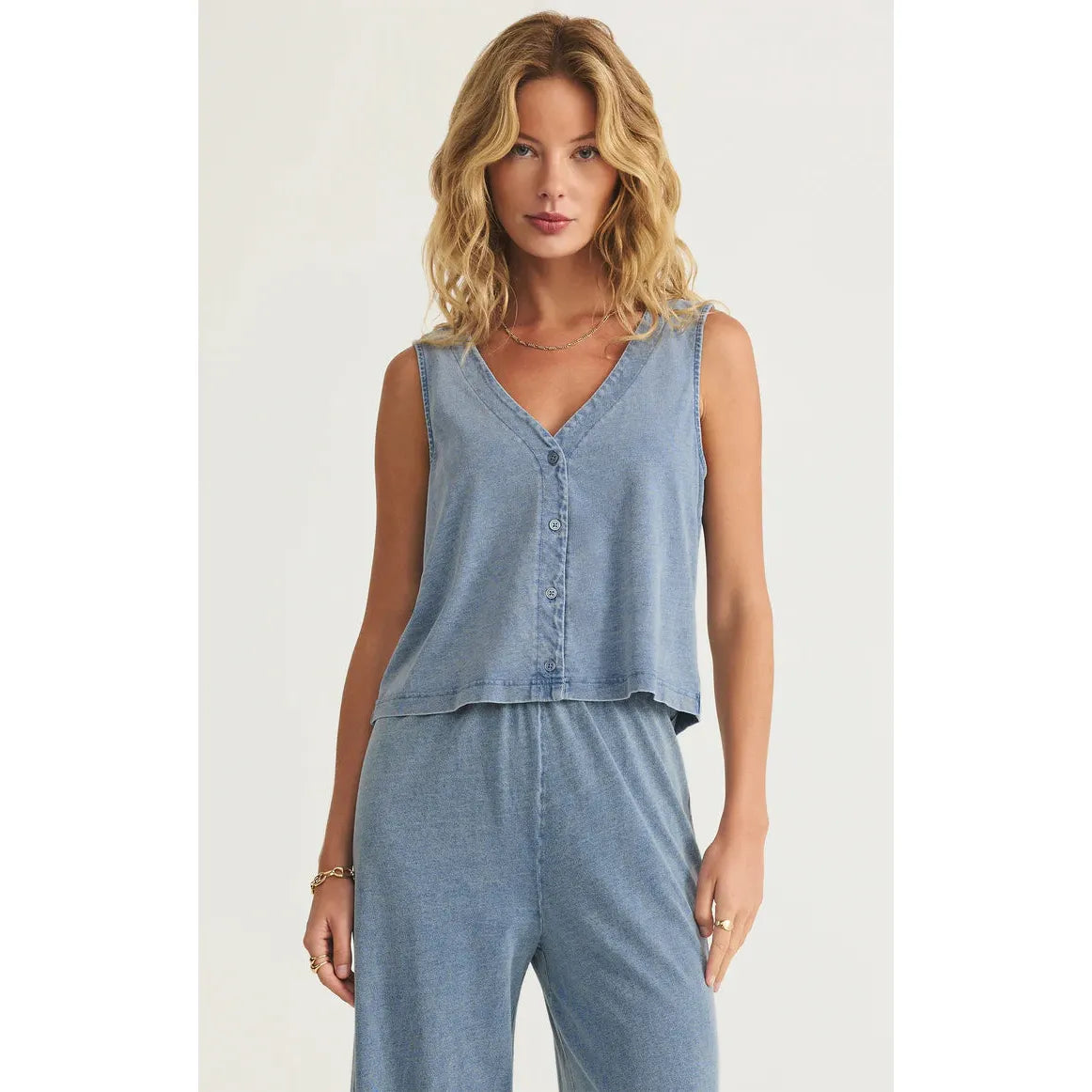 Stylish Z Supply Solace V-Neck Jersey Denim Tank featuring a button-front design and comfortable wide straps.