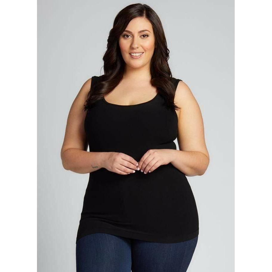C'est Moi BLACK / N/S C'est Moi Curvy Bamboo Scoop Tank